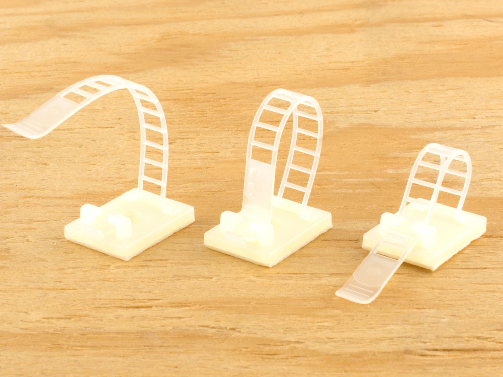 22mm Natural Adjustable Cable Strap - 100 Pack | Computer Cable Store